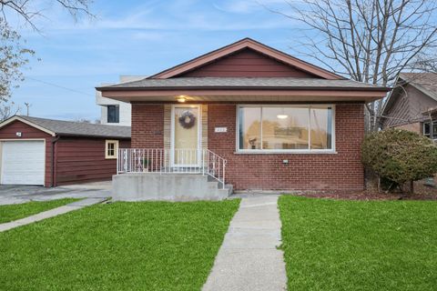 Tiny photo for 468 Joyce Court, South Holland, IL 60473 (MLS # 12558957)