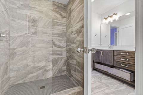 Tiny photo for 5916 Parkview Drive, Western Springs, IL 60558 (MLS # 12611333)