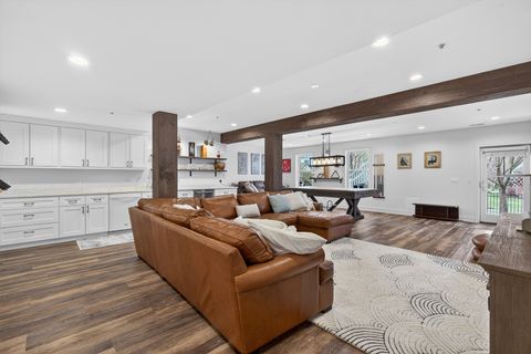 Tiny photo for 5916 Parkview Drive, Western Springs, IL 60558 (MLS # 12611333)