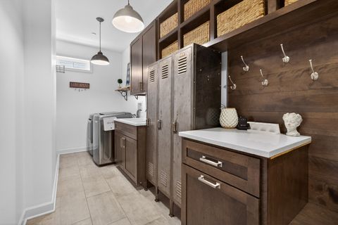 Tiny photo for 5916 Parkview Drive, Western Springs, IL 60558 (MLS # 12611333)