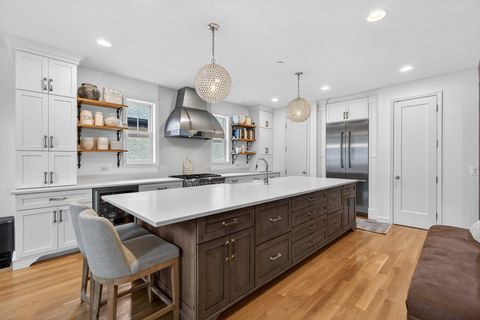 Tiny photo for 5916 Parkview Drive, Western Springs, IL 60558 (MLS # 12611333)