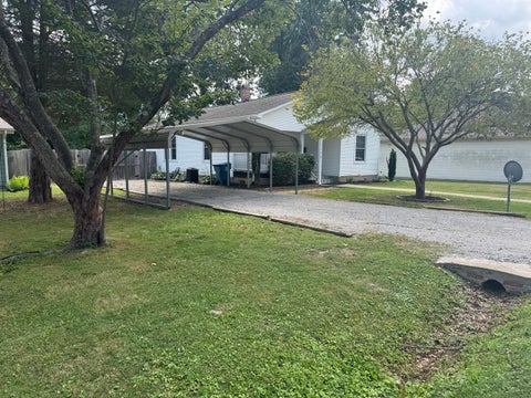 Tiny photo for 1206 S Commercial Street, Benton, IL 62812 (MLS # 12692350)