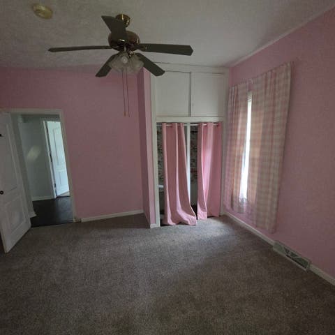Tiny photo for 1206 S Commercial Street, Benton, IL 62812 (MLS # 12692350)