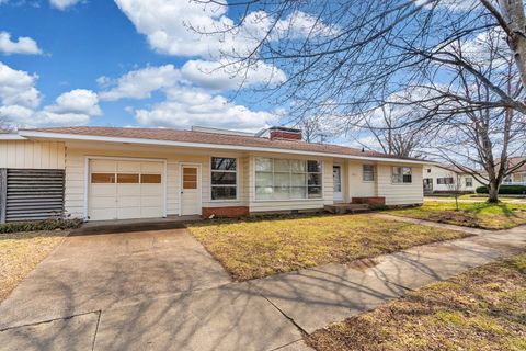 Tiny photo for 202 N 21st Street, Murphysboro, IL 62966 (MLS # 12580312)