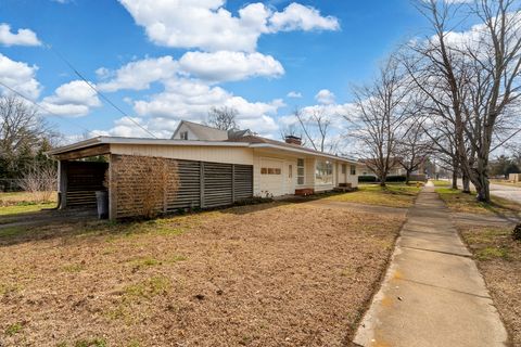 Tiny photo for 202 N 21st Street, Murphysboro, IL 62966 (MLS # 12580312)