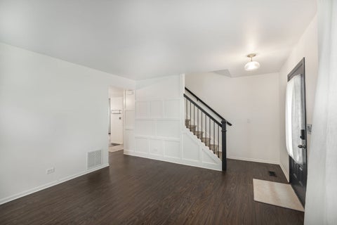 Tiny photo for 630 Hobart Drive, South Elgin, IL 60177 (MLS # 12719993)
