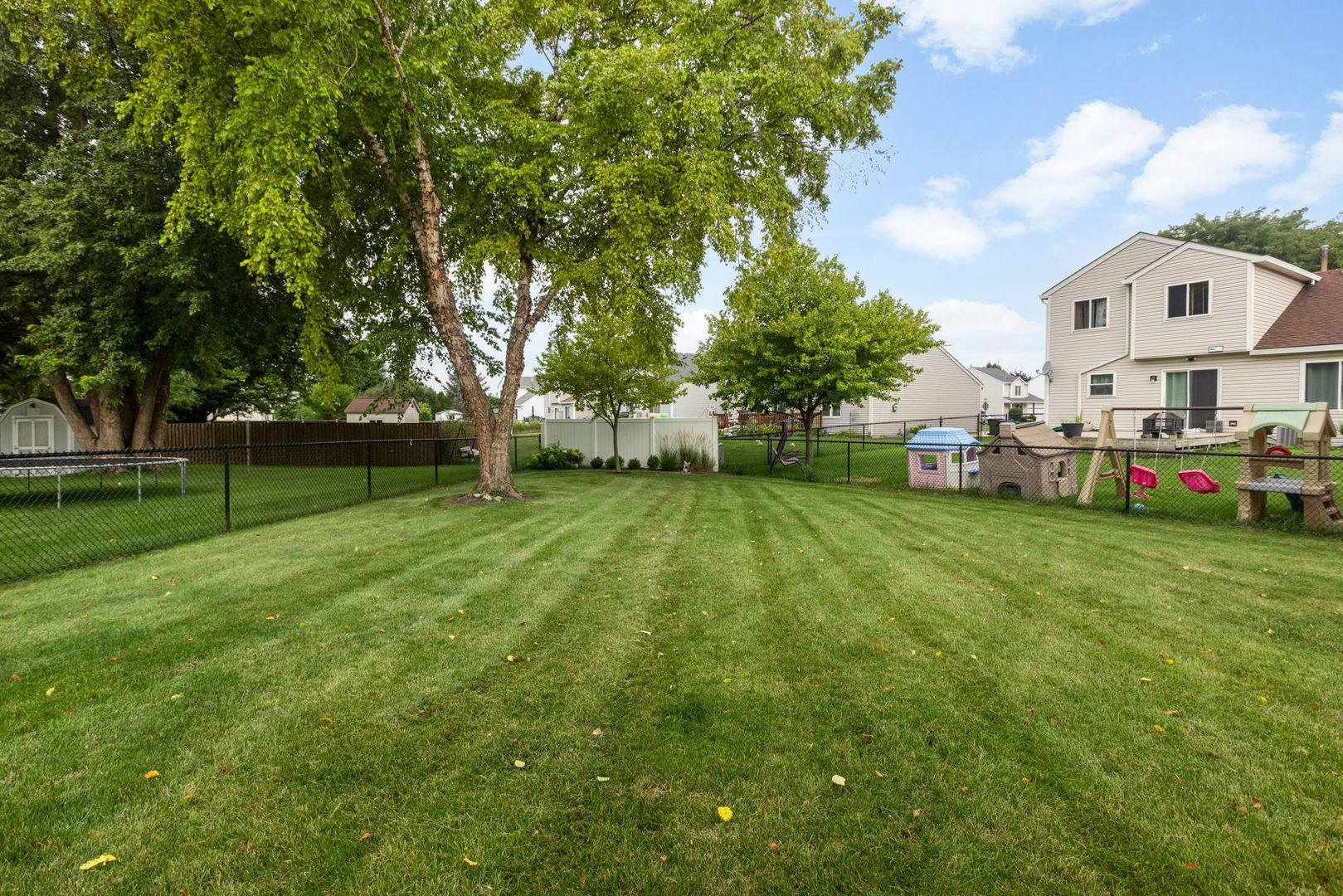 630 Hobart Drive