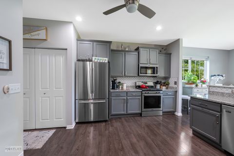 Tiny photo for 16513 Mueller Circle, Plainfield, IL 60586 (MLS # 12444652)