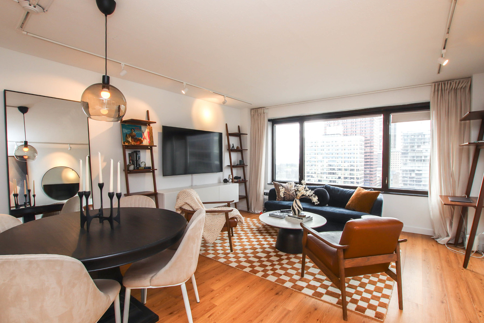 3100 N Lake Shore Drive 1404