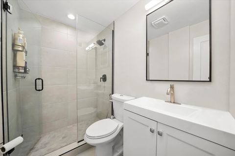 Tiny photo for 21 W Goethe Street #18GH, Chicago, IL 60610 (MLS # 12617823)
