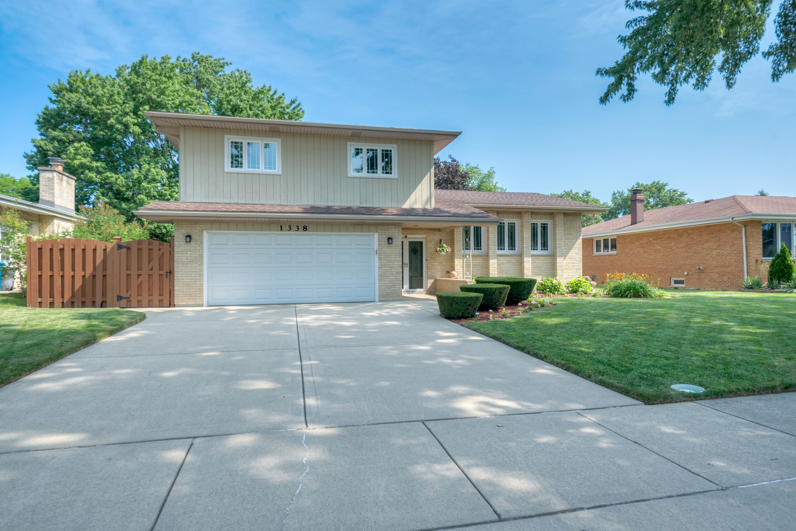 1338 W Holtz Avenue