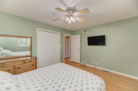 Tiny photo for 1338 W Holtz Avenue, Addison, IL 60101 (MLS # 12705699)