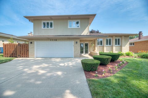 Photo of 1338 W Holtz Avenue, Addison, IL 60101 (MLS # 12705699)
