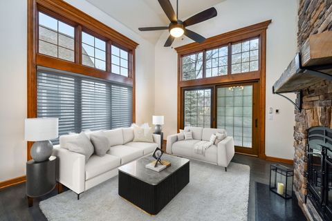 Tiny photo for 2009 MacKenzie Place #2009, Wheaton, IL 60187 (MLS # 12629147)
