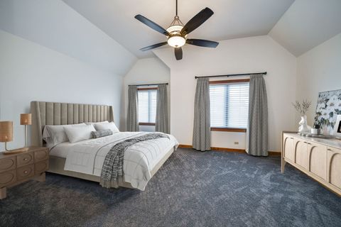 Tiny photo for 2009 MacKenzie Place #2009, Wheaton, IL 60187 (MLS # 12629147)
