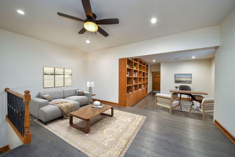 Tiny photo for 2009 MacKenzie Place #2009, Wheaton, IL 60187 (MLS # 12629147)