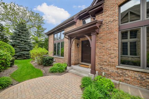 Tiny photo for 2009 MacKenzie Place #2009, Wheaton, IL 60187 (MLS # 12629147)