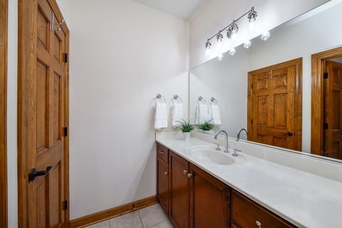 Tiny photo for 2009 MacKenzie Place #2009, Wheaton, IL 60187 (MLS # 12629147)