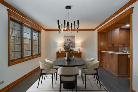 Tiny photo for 2009 MacKenzie Place #2009, Wheaton, IL 60187 (MLS # 12629147)