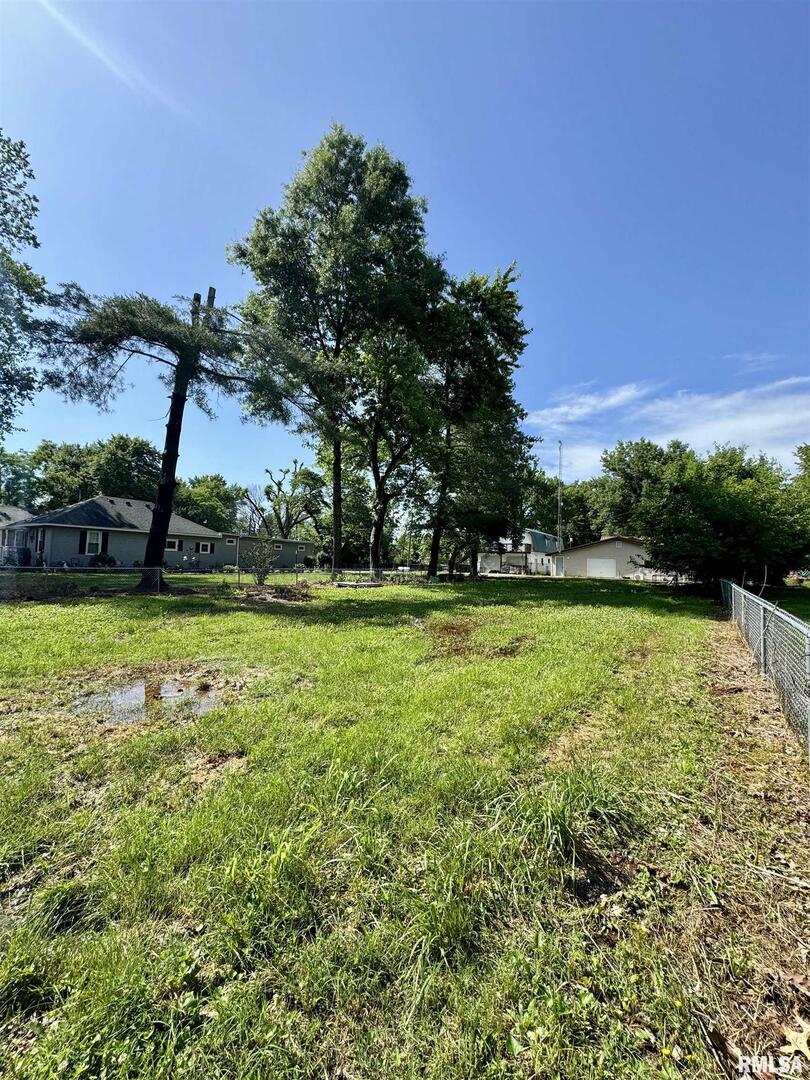 1203 W ELM Street