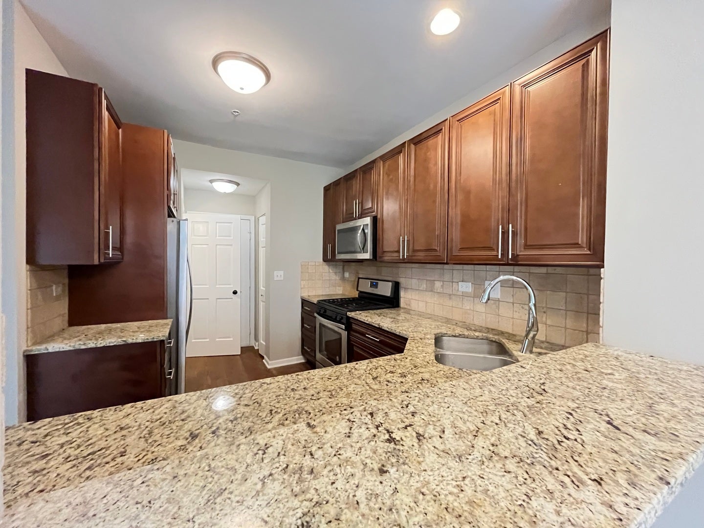589 FOX RIDGE Drive