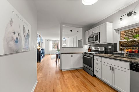 Tiny photo for 1436 N BOSWORTH Avenue #2, Chicago, IL 60642 (MLS # 12632892)