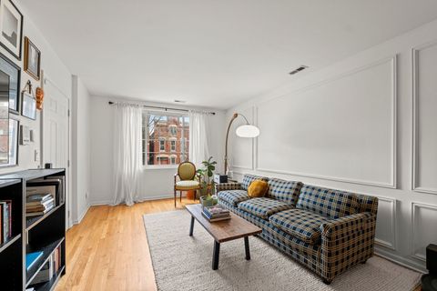 Tiny photo for 1436 N BOSWORTH Avenue #2, Chicago, IL 60642 (MLS # 12632892)