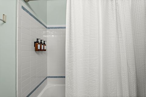 Tiny photo for 1436 N BOSWORTH Avenue #2, Chicago, IL 60642 (MLS # 12632892)