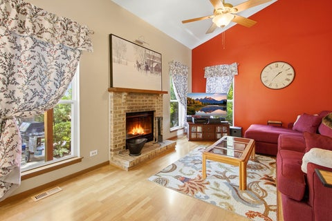 Tiny photo for 14 W Country Walk Drive, Round Lake Beach, IL 60073 (MLS # 12704151)