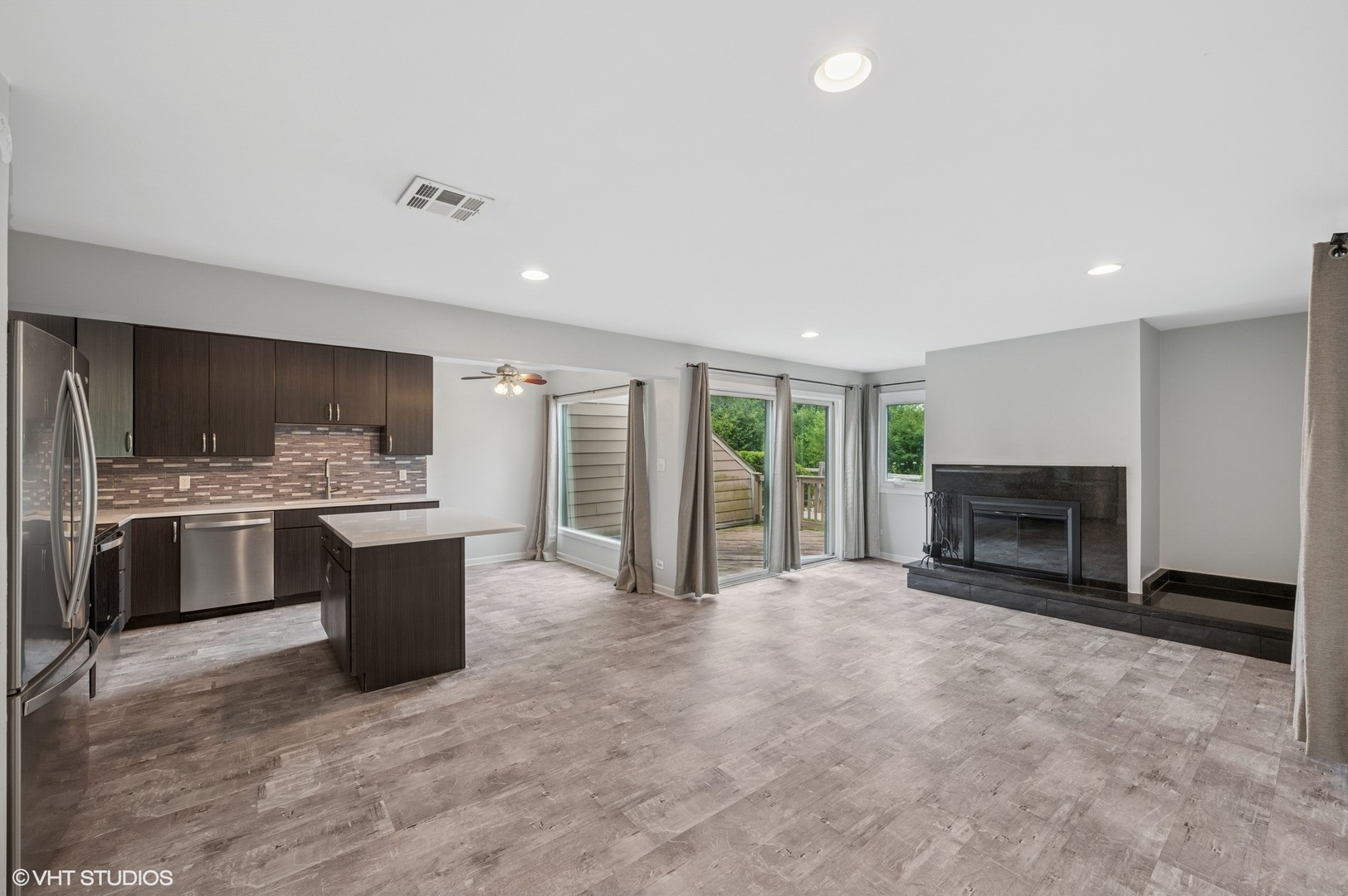 3377 BEACON Street 4