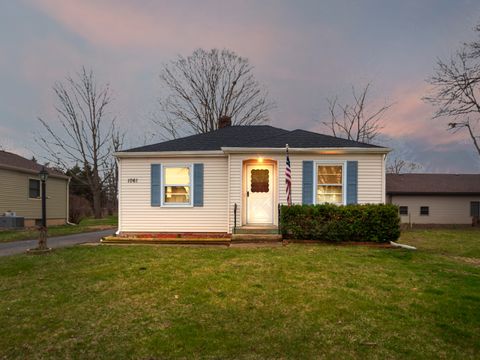 Photo of 1061 Houston Avenue, Elgin, IL 60120 (MLS # 12608097)