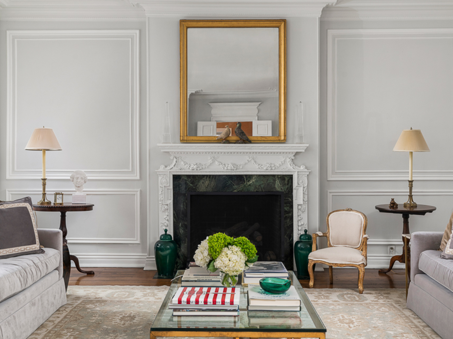 232 E WALTON Place 5E