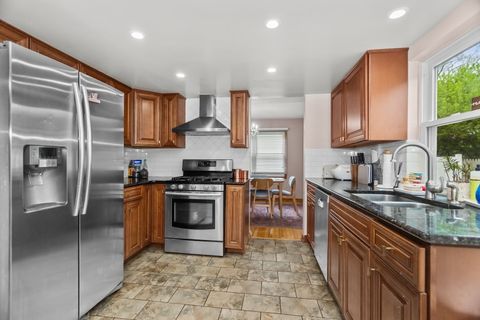 Tiny photo for 1435 Sunnybrook Drive, Naperville, IL 60540 (MLS # 12617787)