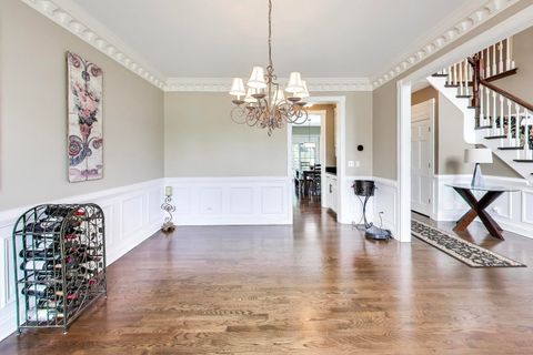 Tiny photo for 1N644 WOODHALL Court, Winfield, IL 60190 (MLS # 12634990)