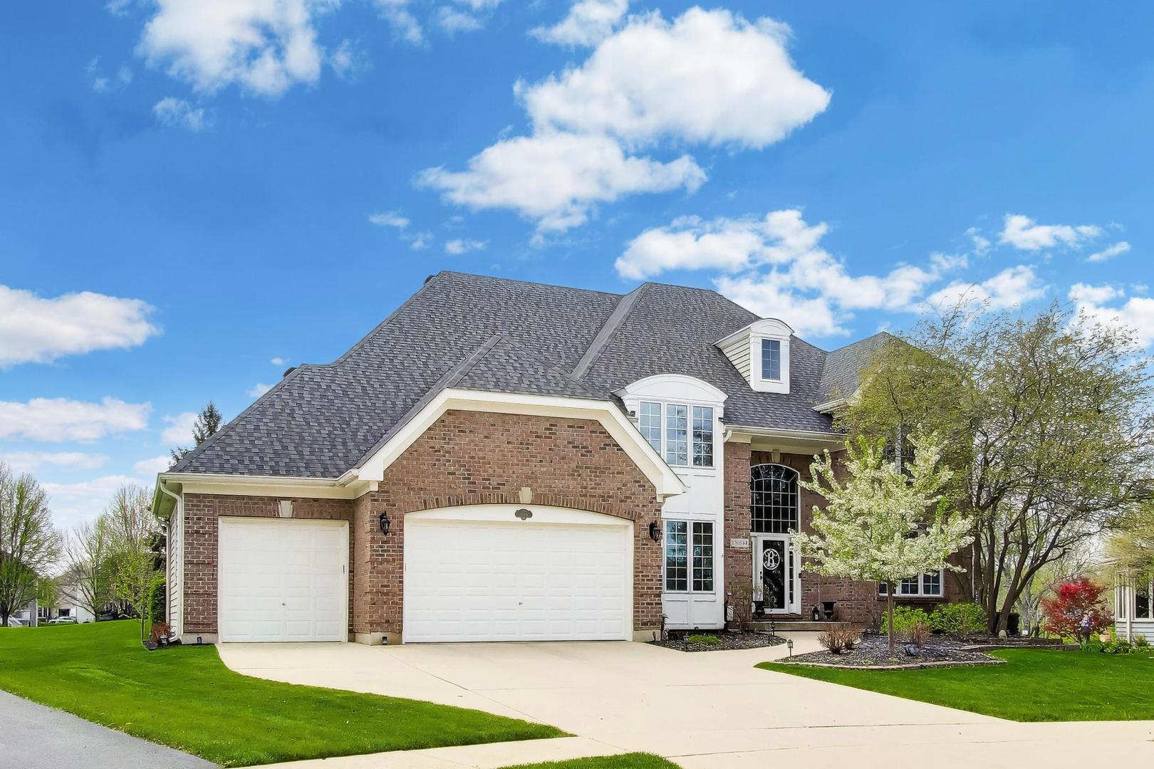 1N644 WOODHALL Court