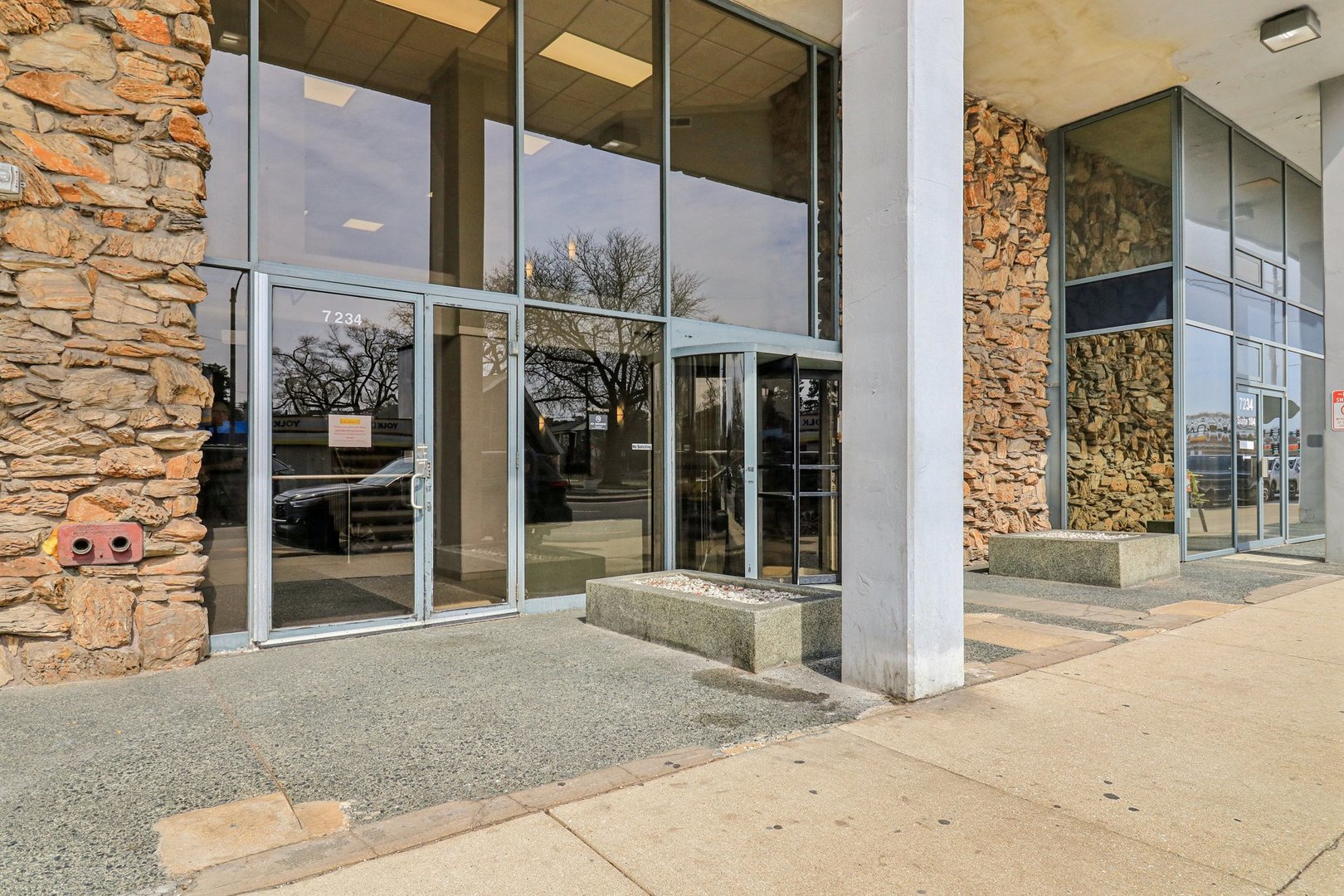 7234 W North Avenue 1408