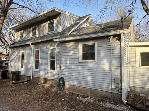 Tiny photo for 505 E Green Street, Urbana, IL 61802 (MLS # 12554180)