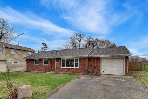 Tiny photo for 2917 VIRGINIA Avenue, McHenry, IL 60050 (MLS # 12573959)