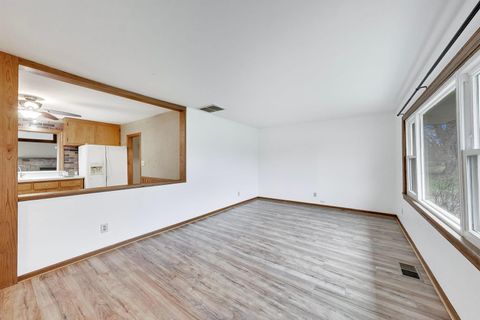 Tiny photo for 2917 VIRGINIA Avenue, McHenry, IL 60050 (MLS # 12573959)