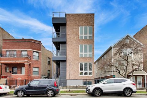 Photo of 1244 N Kedzie Avenue #4, Chicago, IL 60651 (MLS # 12647648)