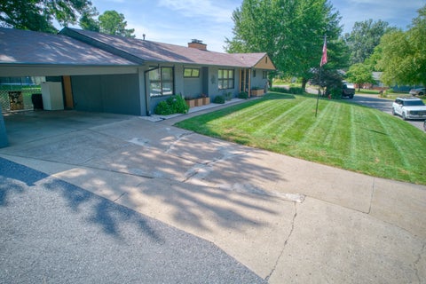 Tiny photo for 631 Indian Hill Drive, Herrin, IL 62948 (MLS # 12740238)
