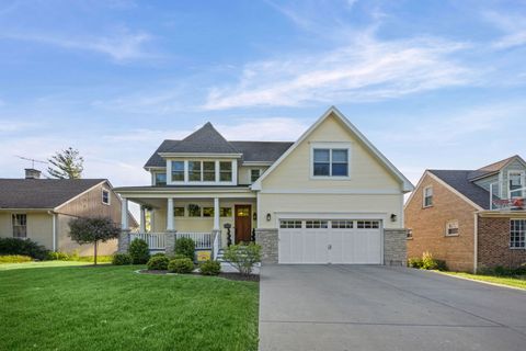 Photo of 212 S Bothwell Street, Palatine, IL 60067 (MLS # 12646568)