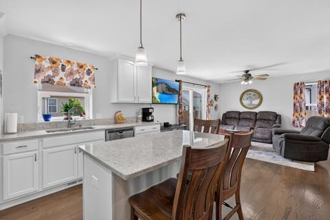 Tiny photo for 22 W Bluebell Avenue, Cortland, IL 60112 (MLS # 12704581)