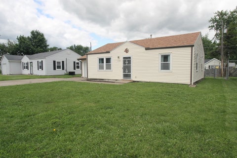 Tiny photo for 2108 W 68th Street, Davenport, IA 52806 (MLS # 12678608)