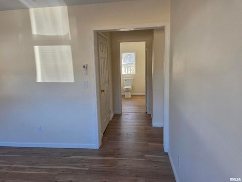 Tiny photo for 1207 N MARKET Street, Marion, IL 62959 (MLS # EB460487)