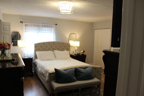 Tiny photo for 10508 Ridge Cove Drive #18D, Chicago Ridge, IL 60415 (MLS # 12494331)