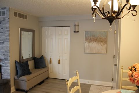 Tiny photo for 10508 Ridge Cove Drive #18D, Chicago Ridge, IL 60415 (MLS # 12494331)