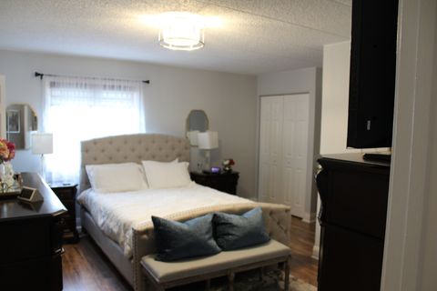 Tiny photo for 10508 Ridge Cove Drive #18D, Chicago Ridge, IL 60415 (MLS # 12494331)