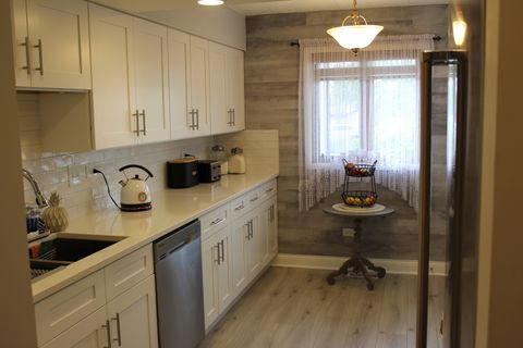 Tiny photo for 10508 Ridge Cove Drive #18D, Chicago Ridge, IL 60415 (MLS # 12494331)