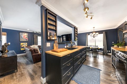 Tiny photo for 5938 Greenview Road, Lisle, IL 60532 (MLS # 12557421)